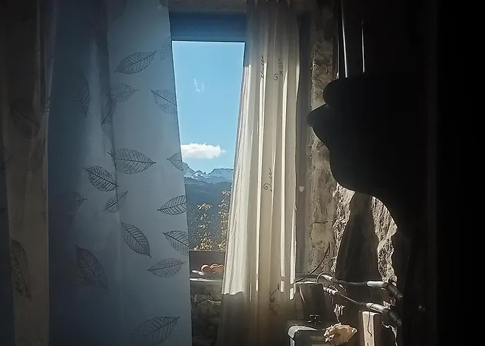 En Cuadra Pajar, Hoz de Jaca